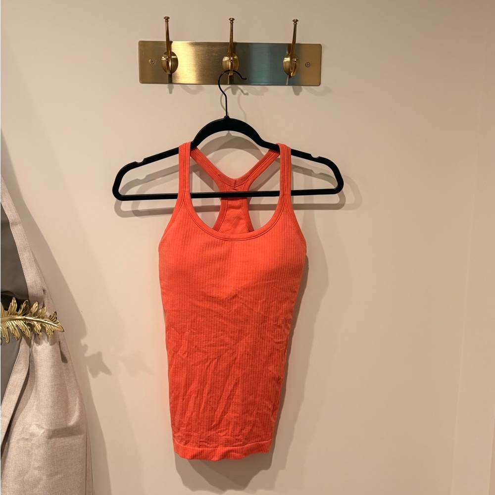 Lululemon ebb to street tank